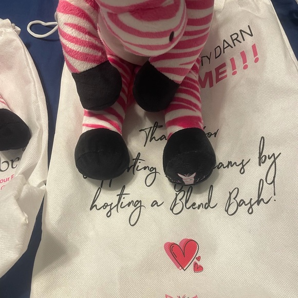 Pink zebra plush - Picture 6 of 9